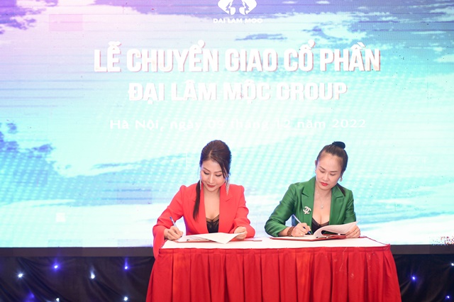 ceo-vu-khanh-linh-ky-ket-chuyen-giao-20-co-phan-dai-lam-moc-cho-nha-bao-minh-thuy-wshowbiz-1