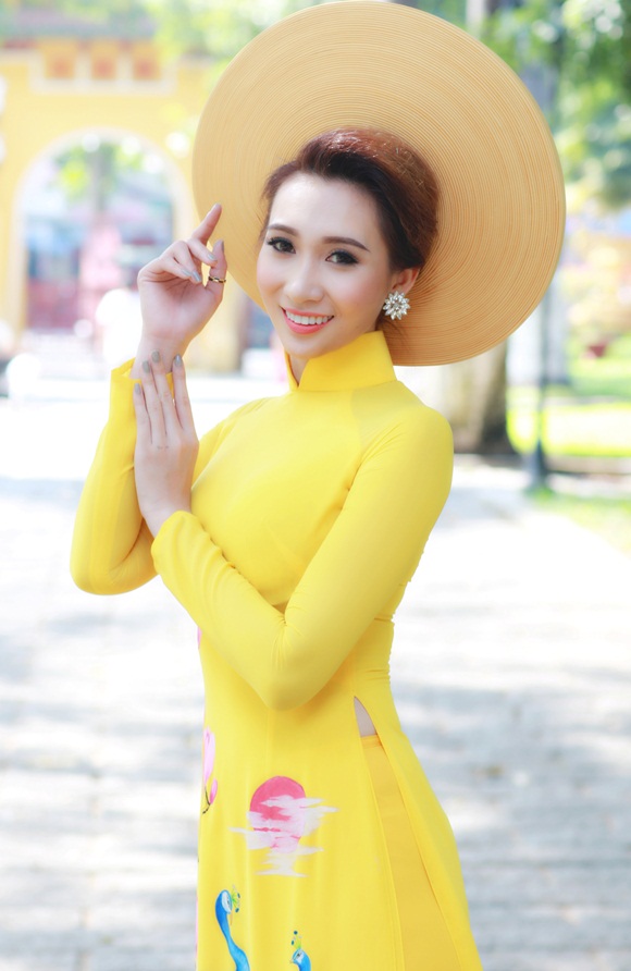 trong-nguyen-ao-dai-xuan-wshowbiz-4