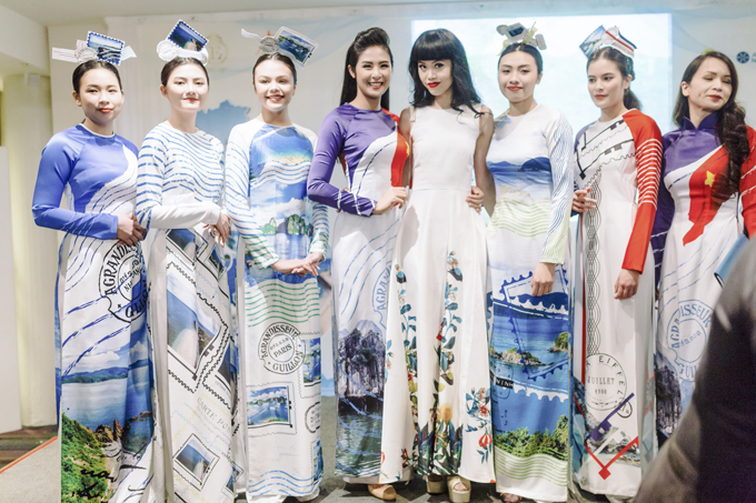 hoa-hau-ngoc-han-dien-ao-dai-wshowbiz